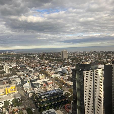 Chic Urban Escape Pool, Gym And City Charm Melburne Exterior foto